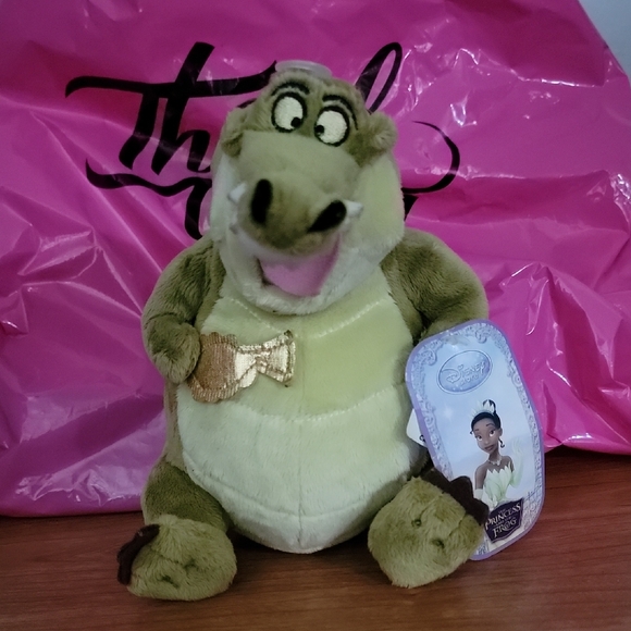 Disney Louis Plush with Gold Bow - Picture 1 of 4